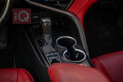 تۆیۆتا کامری